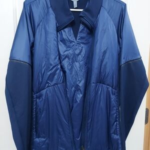 Athleta Women's Navy Puffer Jacket